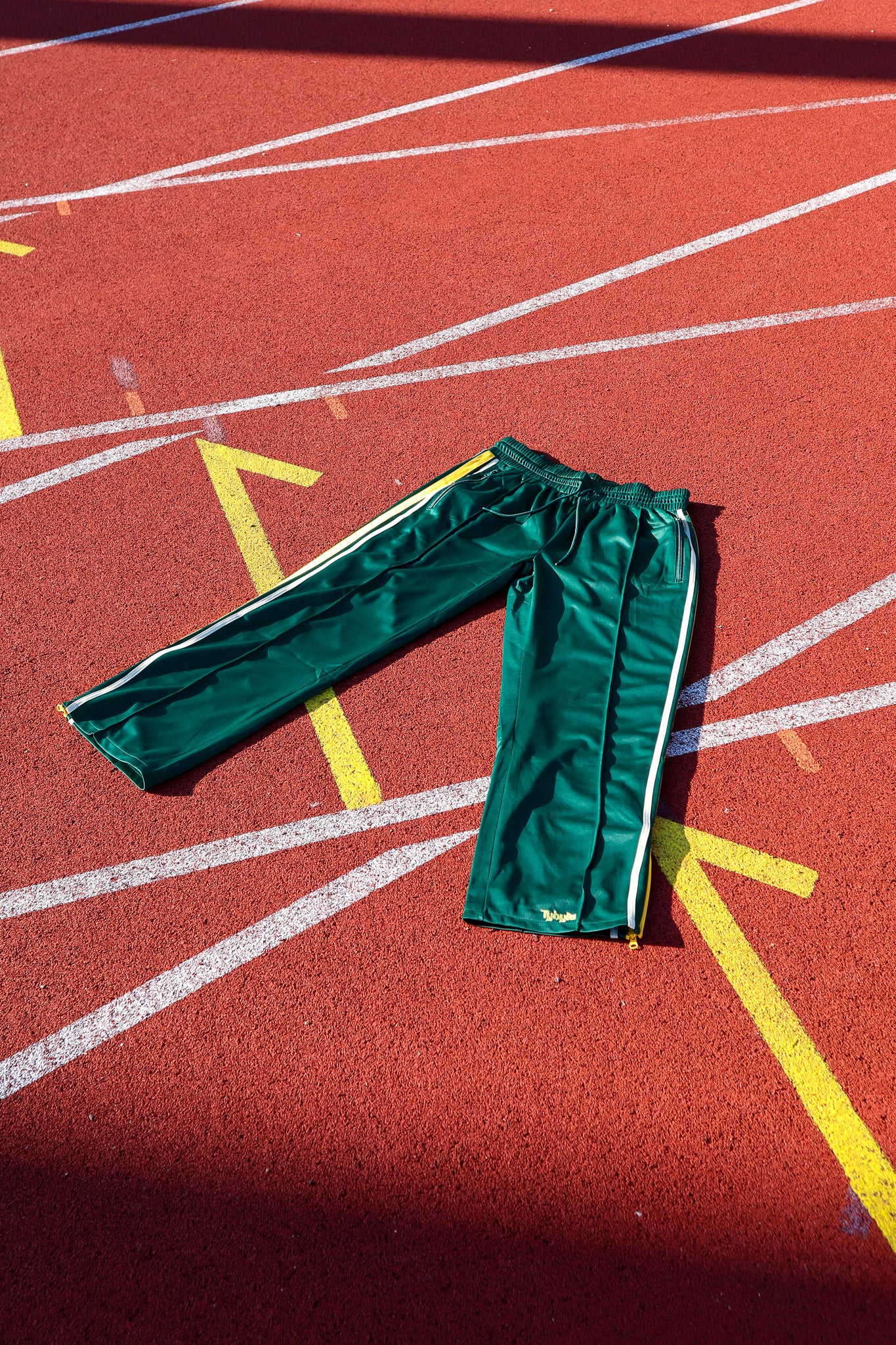 track pants - green